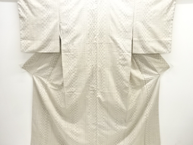 井桁に十字絣織り出し手織り真綿紬着物